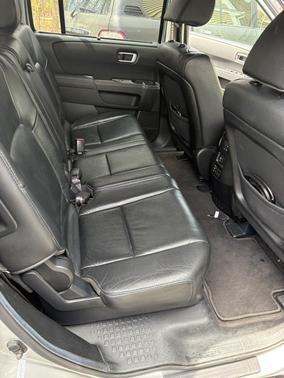 Silver 2012 Honda Pilot Touring