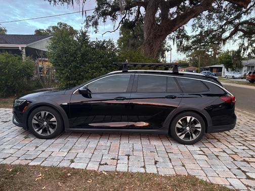 Black 2018 Buick Regal TourX Preferred