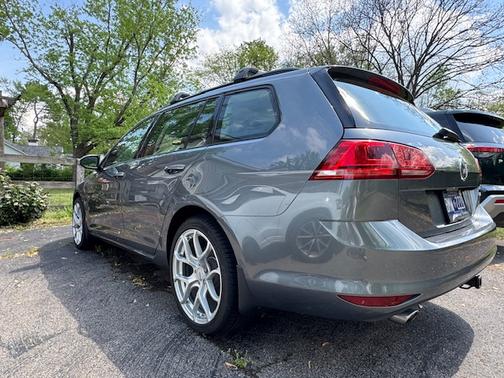 2017 Volkswagen Golf SportWagen TSI S