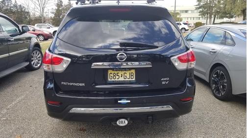 2013 Nissan Pathfinder SV