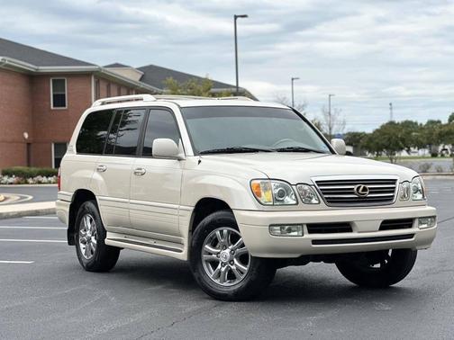 Beige 2004 Lexus LX 470 Base