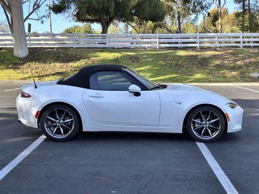 2022 Mazda MX-5 Miata Grand Touring