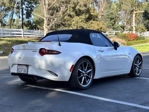 2022 Mazda MX-5 Miata Grand Touring