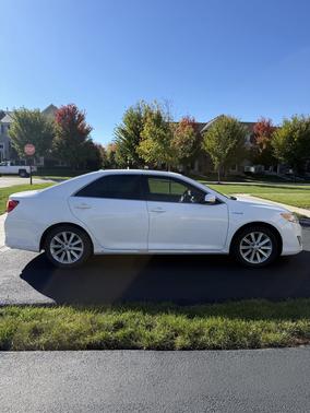 2012 Toyota Camry Hybrid XLE