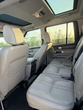 2016 Land Rover LR4 HSE Silver Edition