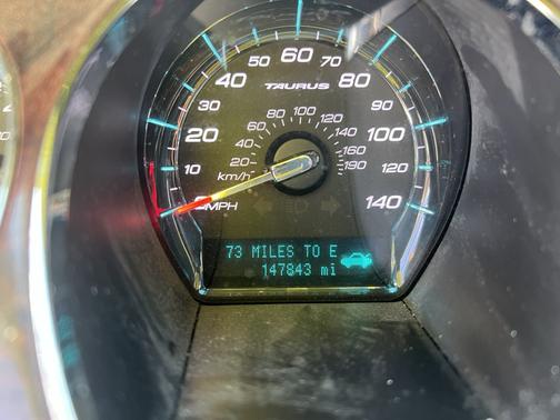 2012 Ford Taurus SEL