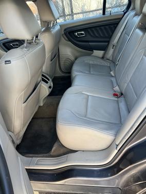 2012 Ford Taurus SEL