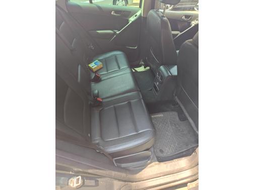 2012 Volkswagen Tiguan SE