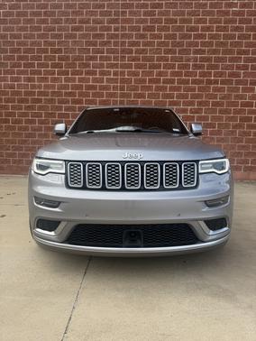 2019 Jeep Grand Cherokee Summit