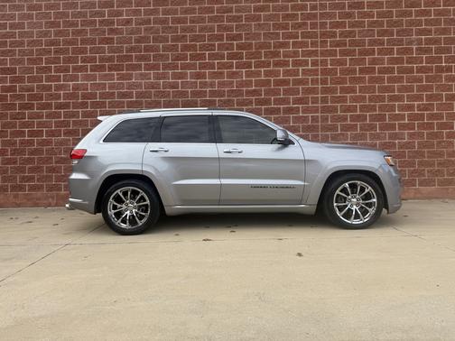 2019 Jeep Grand Cherokee Summit