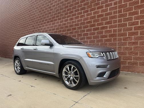 2019 Jeep Grand Cherokee Summit