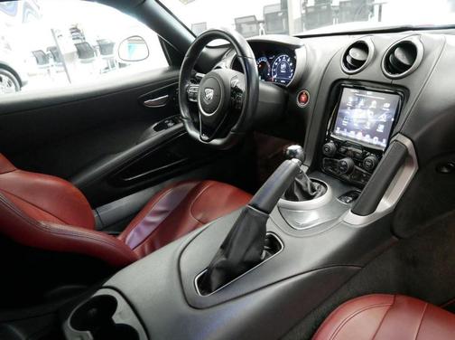 White 2016 Dodge Viper GTC