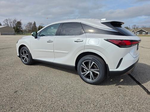 White 2024 Lexus RX 350h Premium Plus