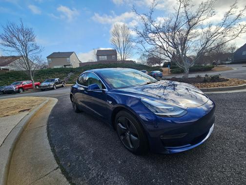 2020 Tesla Model 3 Long Range