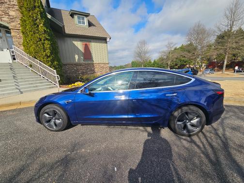 2020 Tesla Model 3 Long Range