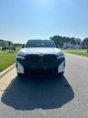 White 2024 BMW XM Base