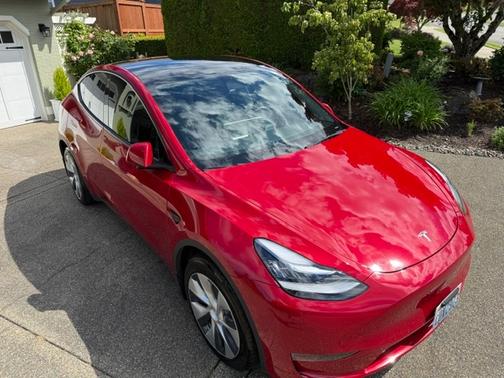Red 2022 Tesla Model Y Long Range
