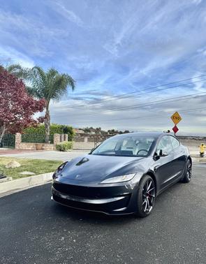 2024 Tesla Model 3 Performance
