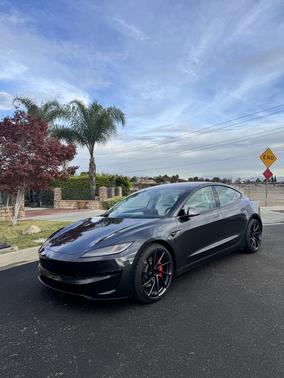 2024 Tesla Model 3 Performance