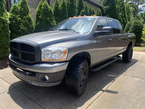 2007 Dodge Ram 2500 SLT Mega Cab