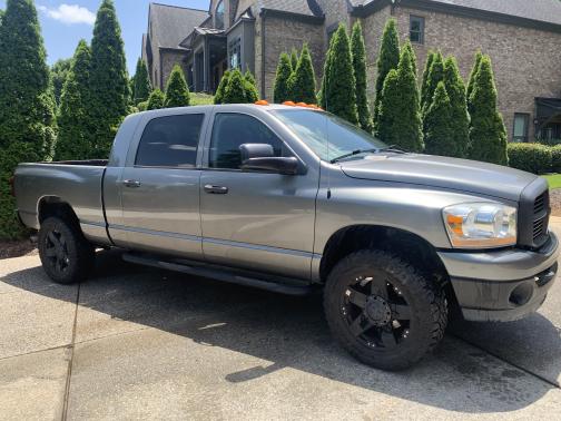 2007 Dodge Ram 2500 SLT Mega Cab
