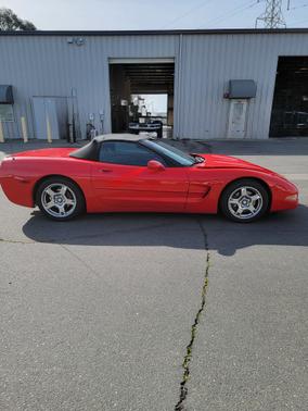 1998 Chevrolet Corvette Base
