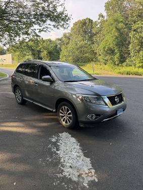 2015 Nissan Pathfinder SV
