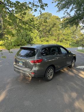 2015 Nissan Pathfinder SV