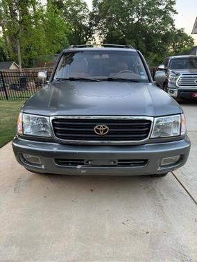 Gray 1999 Toyota Land Cruiser Base