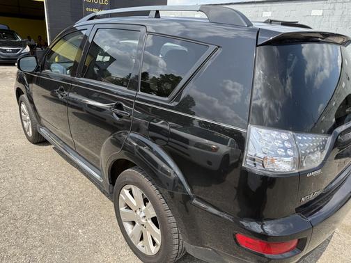 2012 Mitsubishi Outlander SE