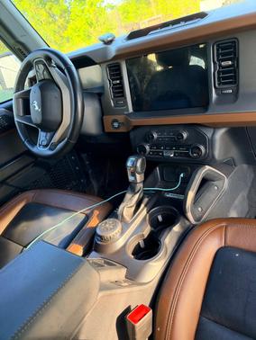 White 2024 Ford Bronco Outer Banks