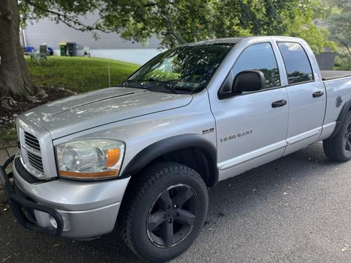 2006 Dodge Ram 1500 SLT Quad Cab