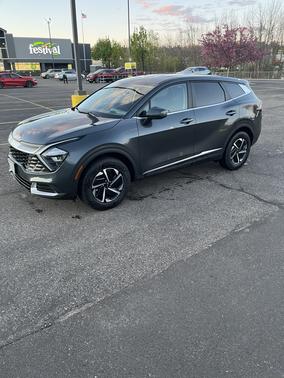 Gray 2023 Kia Sportage Hybrid LX