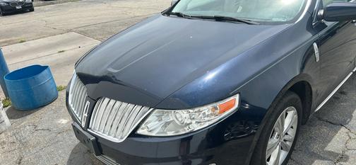 2009 Lincoln MKS Base