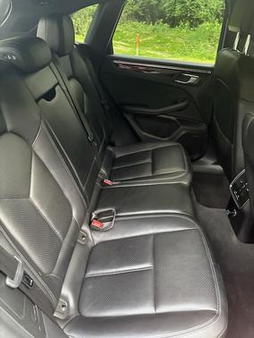 2017 Porsche Macan S
