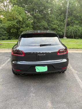 2017 Porsche Macan S