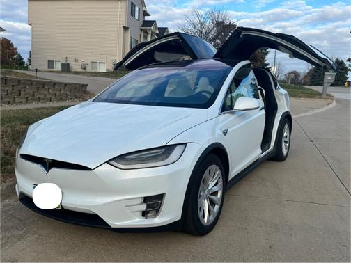 2018 Tesla Model X 75D