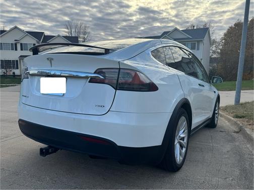 2018 Tesla Model X 75D