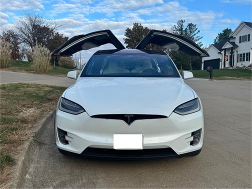 2018 Tesla Model X 75D
