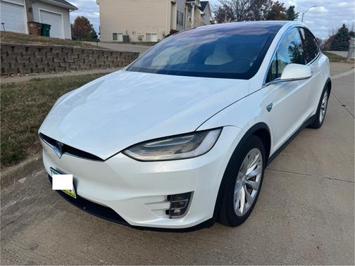2018 Tesla Model X 75D