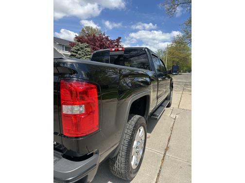 2018 GMC Sierra 2500 Denali
