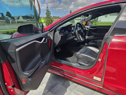 2018 Tesla Model S P100D