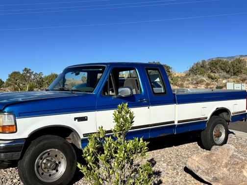 1995 Ford F-250 XL SuperCab H/D
