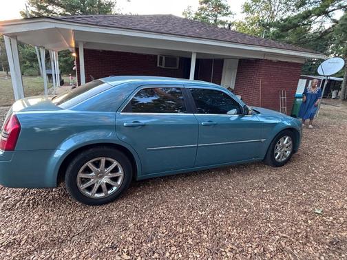 Blue 2007 Chrysler 300C Base