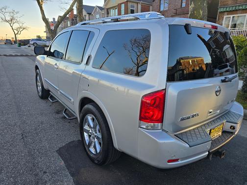 2012 Nissan Armada Platinum