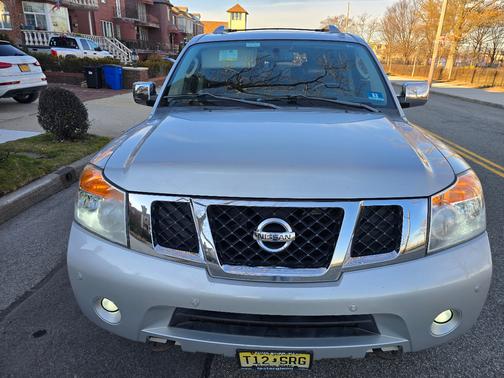 2012 Nissan Armada Platinum