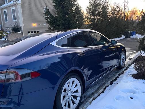2017 Tesla Model S 75
