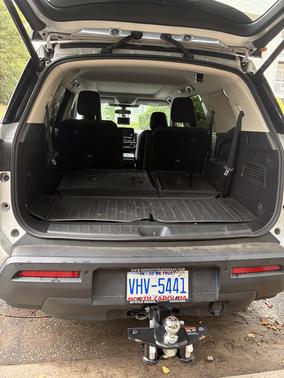 Silver 2022 Nissan Pathfinder SV