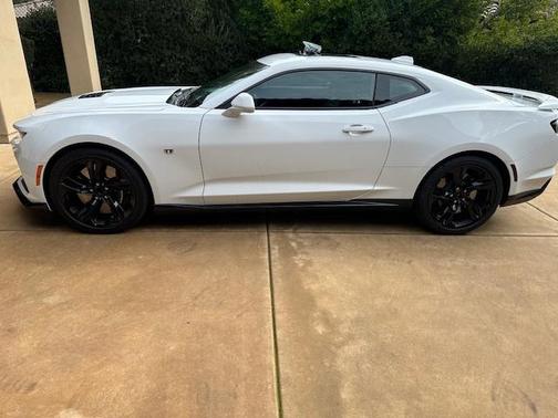 White 2024 Chevrolet Camaro 2SS