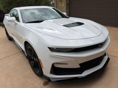 White 2024 Chevrolet Camaro 2SS